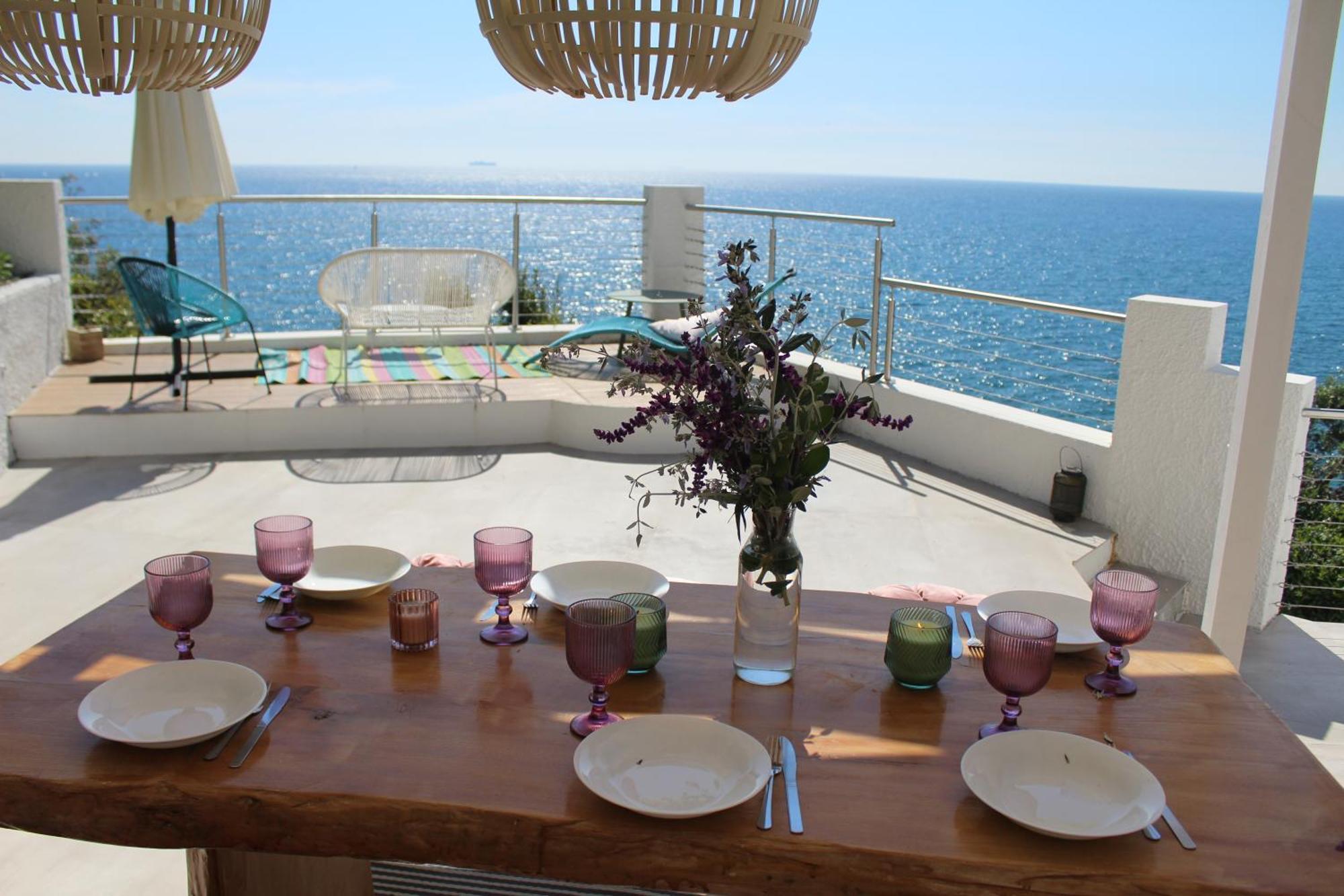 Conca Verde: Beachfront Villas with Private Jacuzzis Andora Exterior photo